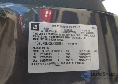 2010 Cadillac Escalade Luxury z USA, uszkodzony, nr VIN 1GYUKBEFXAR106581